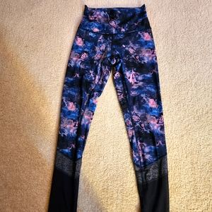 LULULEMON Moody Mirage Bark Berry If You're Lucky Full On Luxtreme Pants Size 8